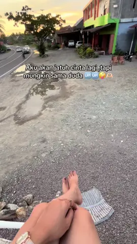 Gagal sama yg berondong,Duda pun kita gas🤣🤏🏻#katakata #masukberandafyp #bugispride🏝️🔥 #fyppppppppppppppppppppppp #cctvTurumpakkae 
