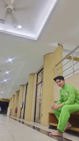 senyum masehh🤣🤣