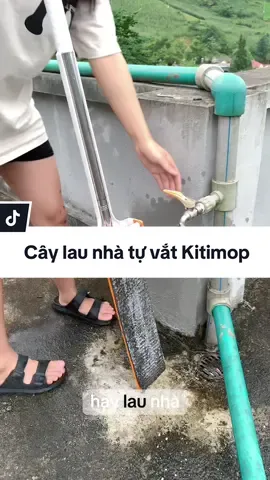 Mưa gió ra vào sàn nhà ẩm ướt, dùng cây này lau vừa sạch vừa khô nhanh #caylaunhathongminh #caylaunha #sungthanh124 #giadungtienich #noitrothongminh #choilaunha #caylaunhatuvat 