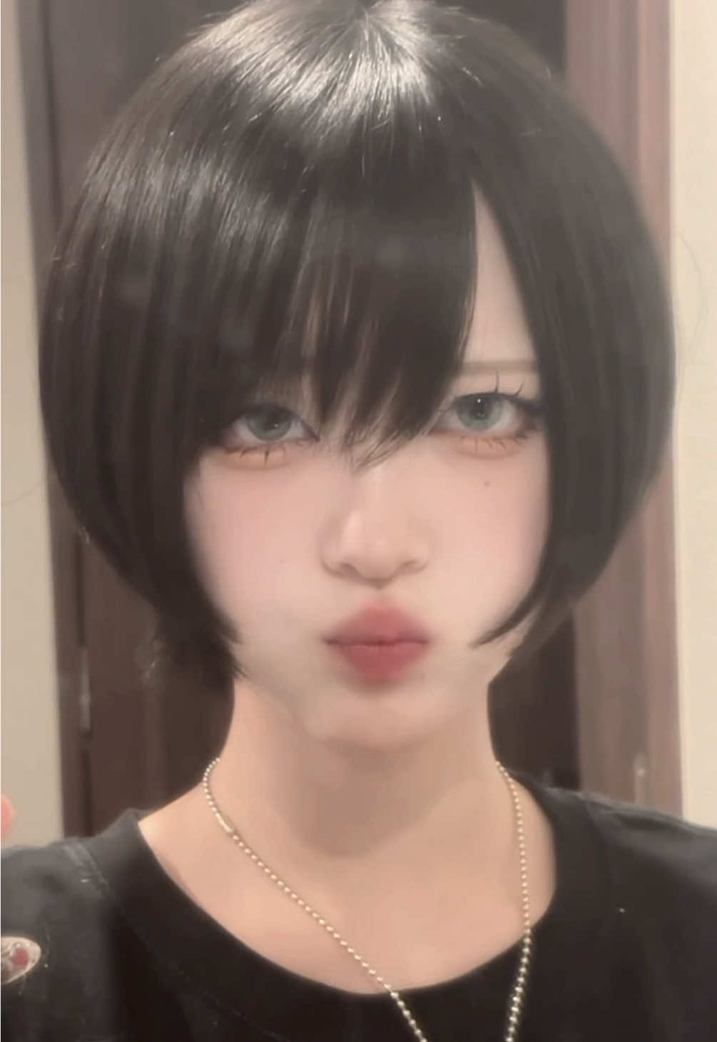 自分で切ってアニメ前髪？y2k前髪？にしたよ〜かわちいね #おすすめ #おすすめにのりたい #ウルフ #ウルフカット 