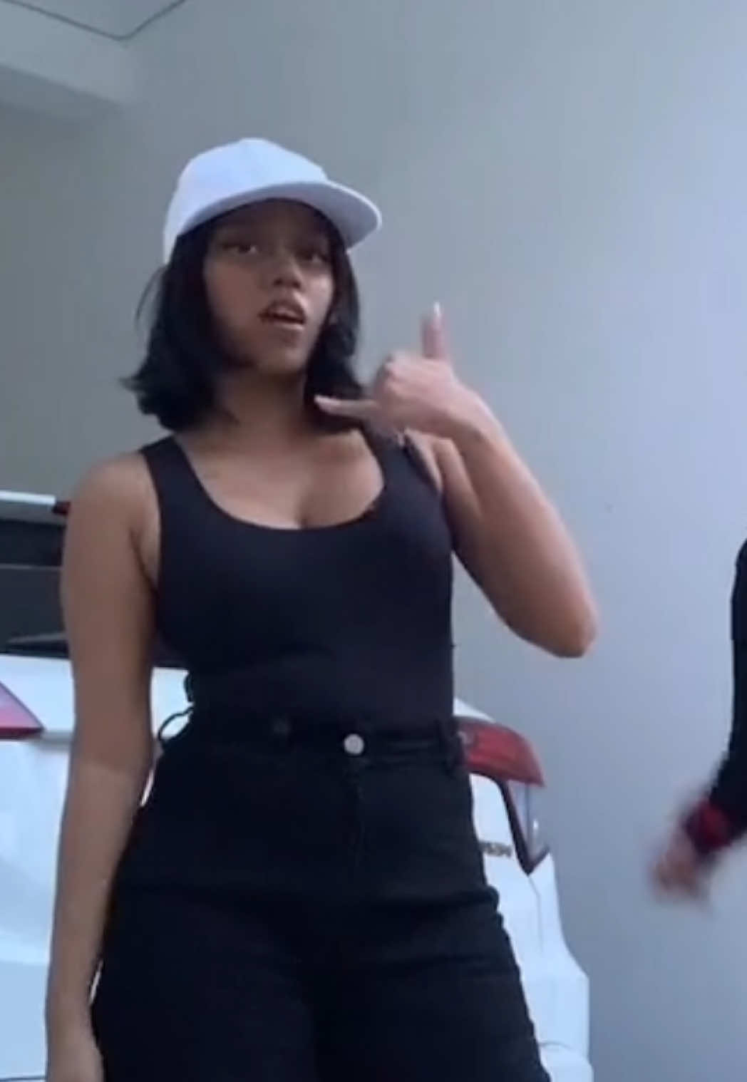 #onthisday 3 years ago! I kinda want to do this hair again but idk lol I’ll just grow it 😭🤪 #onthisday #srilankan_tik_tok🇱🇰 #casperxo1 #fypシ #srilankatiktok 