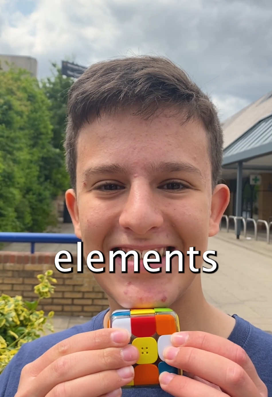 Quiz Time! 🤓☝️📚 “How many elements on the periodic table can you name in one minute while solving Rubik’s cubes?” #trivia #quiz #quiztime #education #quizzes #chemicalelements #elements #chemistry #atoms #periodictable #streetinterviews #publicquestions #hydrogen #helium #oxygen #carbon #foryoupage #fyp #trending #viralvideos #quincywashington #talktothenation #tttn