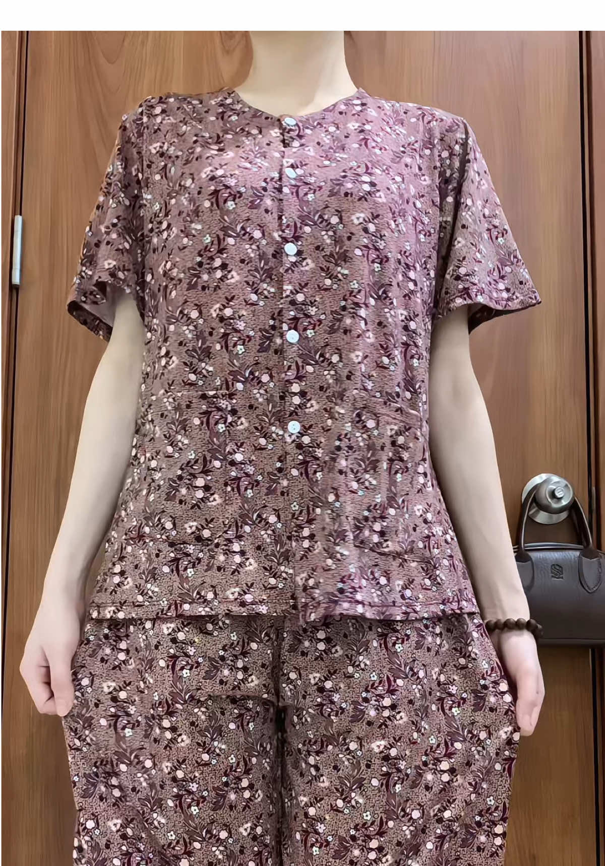 Thấy set này là nhớ nội ngay #setdochoba #setchoba #setdochobanoi #bodochoba #bodotrungnien #dobotrungnien #xuhuong #fyp 