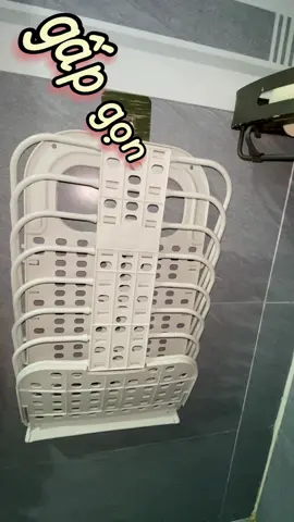 giỏ đựng quần áo bẩn gấp gọn dán treo tường phù hợp cho nhà tắm có không gian nhỏ #giodungquanao #giodungquanaogapgon #giodungquanaoban #giodungquanaotreotuong #dogiadung #mê_rì_diu 