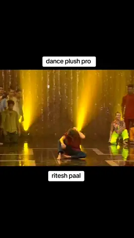 best dancers #hiphopdance #danceplushpro #danceshow #bestdancer #trending #dance #100kviwes #100klike #govirul #fouryou #fouryoupage #fyp 