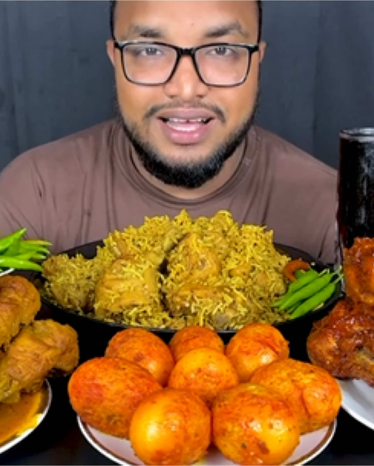 Chiken leg curry, egg curry, Chiken leg piece fry with chiken beryani eating show #food #hungry #eating #muttoncurry #Fodies #eat #Fish #yummy #FullGrilledChiken #Makebangeatingshow 