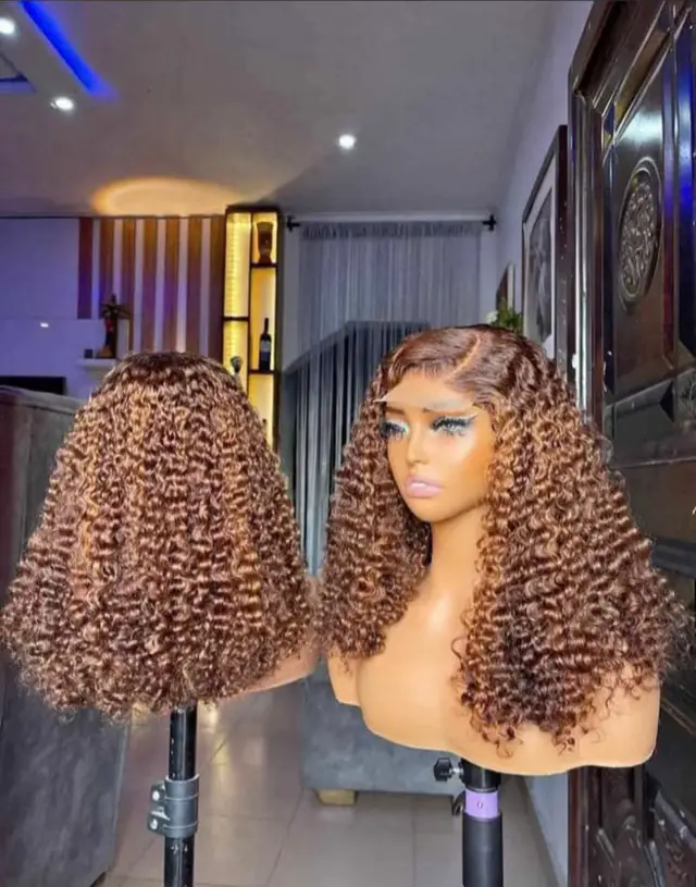 SDD piano pixie curls 18” 200g @210k With a Matching 5x5 closure 