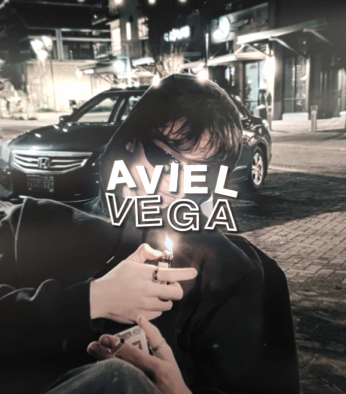 #FORTHEFANS happy pride to my fave loser and his golden boy bf #avielvega #kyranharbor #forthefansedit #bookedit #bookrec #mmbooks #pridemonth #BookTok #BookRecommendations 