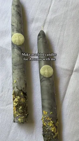 Hand kneading marbled candles for Artemis using pure beeswax and plant pigments 🌛Should I add these to my shop? #beeswax #beeswaxcandles #marbledcandles #artemis #greekgoddess #goddesscandle #naturalcandles #ritualcandles 