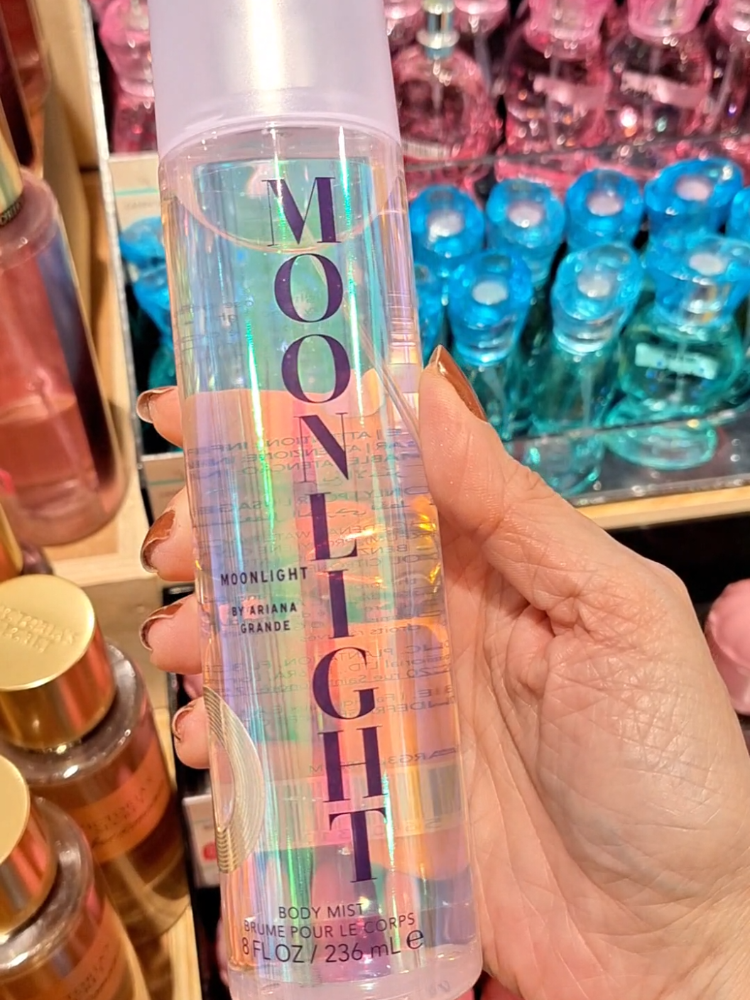 PEÇA O SEU AQUI NA EUROBELEZA! O body splash da fragrância Moonlight da Ariana Grande já está disponível aqui e está maravilhoso. #perfumetok #perfumetiktok #perfumesimportados #perfumes #belezafeminina #beleza #novidadesdebeleza #lojadecosmeticos #produtosdebeleza #lojadeimportados 