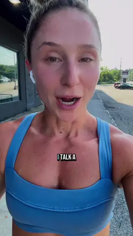 Head to my bio to learn how to balance sprinting + strength training for the ultimate guide to leaning out #strongbysarah #musclegrowth #fatlosstipsforwomenover30 #sprinting #sprintingworkout 