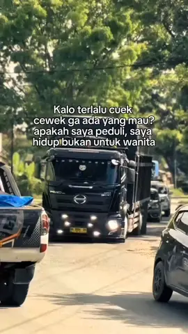 tapi untuk diri sendiri ✋🏽🤪🔥#fypシ #fyppppppppppppppppppppppp #fypviralシ #hino500 #stylesumbar #truckmodifiedindonesia  #hinomodifikasi 