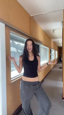 #fyp #foryou #OOTD #fashion #fitcheck #outfit #makeup #viral 