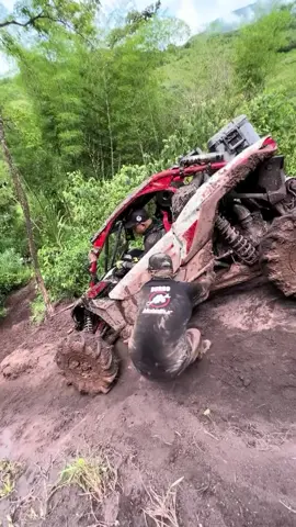 @luissandovallll ME GUSTA MI VIDA🧛🏻‍♂️🧛🏻‍♂️ #fyp #canam #viral #corridos #offroad #luissandoval