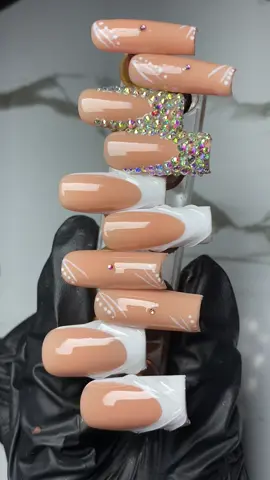 Thank you for your patronage @tsenastar  #nails💅🏻🥰 #nailsby_love #trendingvideo #beninnailtech #nail #nailtechinbenincity #nailsartvideos 