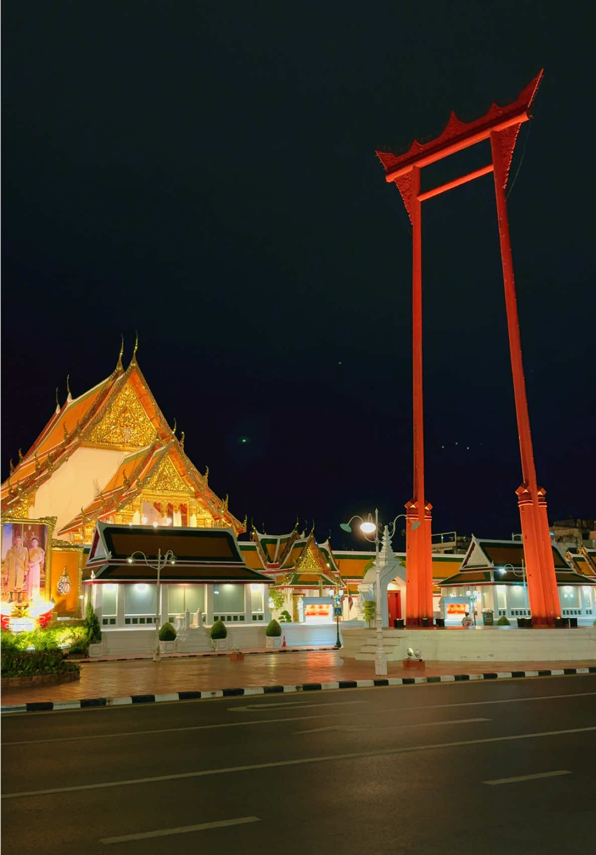 กรุงเทพฯ ยามค่ำคืน เสาชิงช้า กทม. #กรุงเทพฯยามค่ําคืน #thailand #เสาชิงช้า #ลานคนเมือง #เทรนด์วันนี้้ #เทรนวันนี้ #เทรนด์วันนี้tiktok #t #ti #tik #tiktok #tiktokviral #tiktoknews #ฟีด #ฟีดดดシ #ฟีดดด #new #news #เปิดการมองเห็น #เปิดการมองเห็นtiktok 