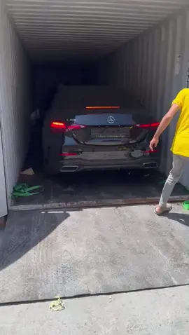 Mercedes-Benz C180 AMG  2024  6000 Km  sun Roof  تسليم فوري 