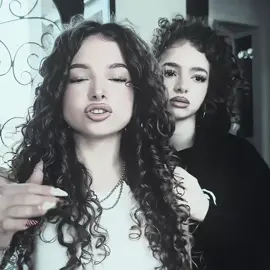 #demitrakalogeras masc demitra is my new fav #kalogerassisters #aftereffects #elianakalogeras #sundaykalogeras #kalogerassistersedit #makemefamous @demitrakalogeras 