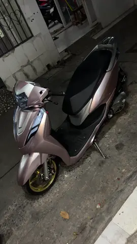 Cái màu bán đêm phê quá #thanhtrichannel #lead125ดิวะ #lead125 