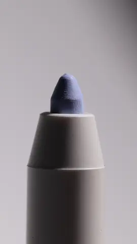 our #attheborderline gel eyeliner pencils are back in stock now at rembeauty.com 〰️ this waterproof, longwearing formula comes in 10 vibrant, vegan shades that last all day and night 🤍