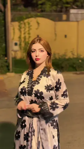 Pind waly 📸♥️ #kainaatbaloch #trending #foryou 