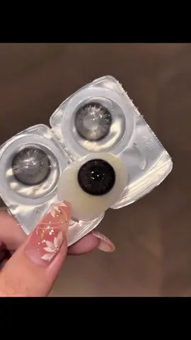 Cảm ơn vì e ngỏ lời mời 🌊 #makeupdouyin #lens #lenskiyeu #xuhuong 