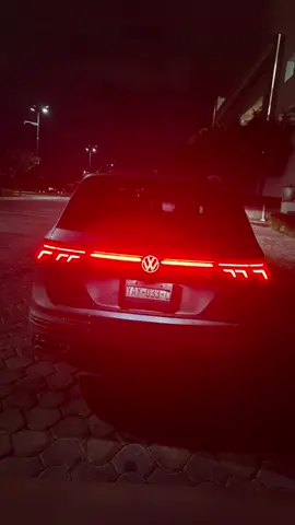 Trabajamos esta Tiguan 2024 con sfd2 instalamos logo delantero con acc, intercalavera led y logo led trasero libre de errores 