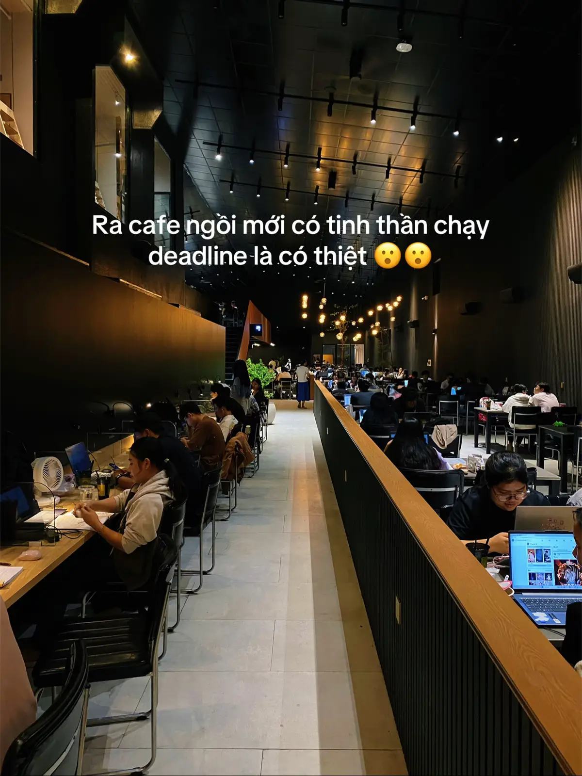 Quay lại Nhà Coffee 24h chạy deadline xuyên đêm luôn. #quanocantho #cantho #cafecantho #cafe #sinhvien #cafehocbai #studentlife #reviewcafe 