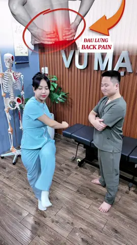Giải toả đau mỏi vùng lưng tại nhà. Hãy tập cùng em Mạnh nhé 💡#vuducmanh #tips #backpain #backpainrelief  