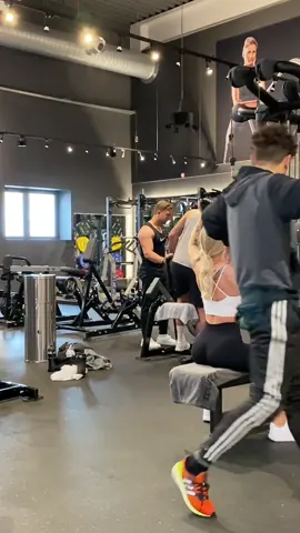 Tag someone who trains so wrong 😅 Epic gym fail with LAT 🤯 #mrsus #patrox #workout #gym #Fitness #chestday#funny #comedy #fail #fight #stuntman 