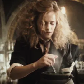 LET HIM GET UP!!! | repost cus the quality sucked #hermionegranger #hermionegrangeredit #emmawatson #emmawatsonedit #harrypottertiktok #edits #aftereffects #fyp #yenhpp 