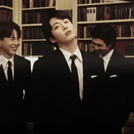 he looks like a real gentleman #bts #jungkook #btspavedtheway #edit #fyp 