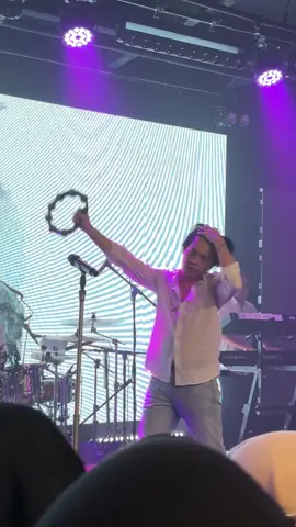 @Rony Parulian - Tak Ada Ujungnya at Showcase Rahasia Pertama Bandung #ronyparulian #rahasiapertama 