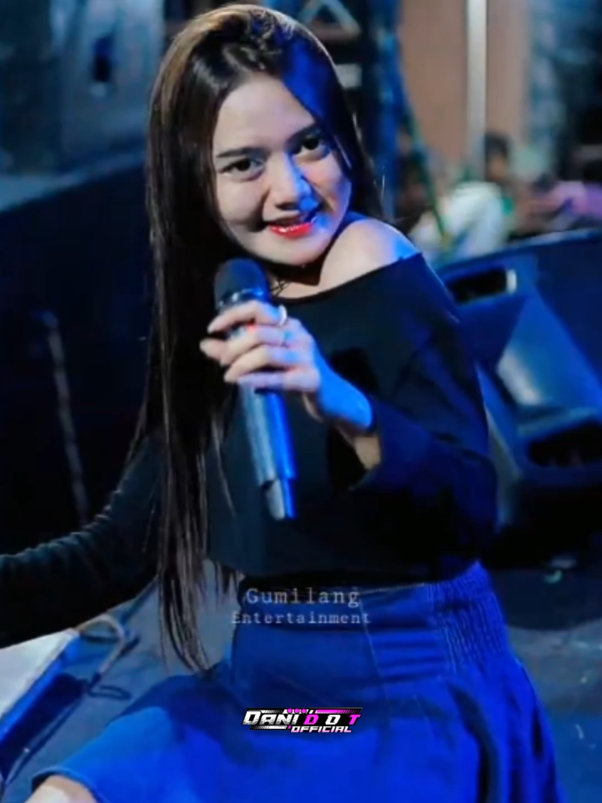 Aku masih punya hati... @Monicaa #panglimamusic #monicmonica #dangdutstory🔊 #bololawasofficial #fyp 