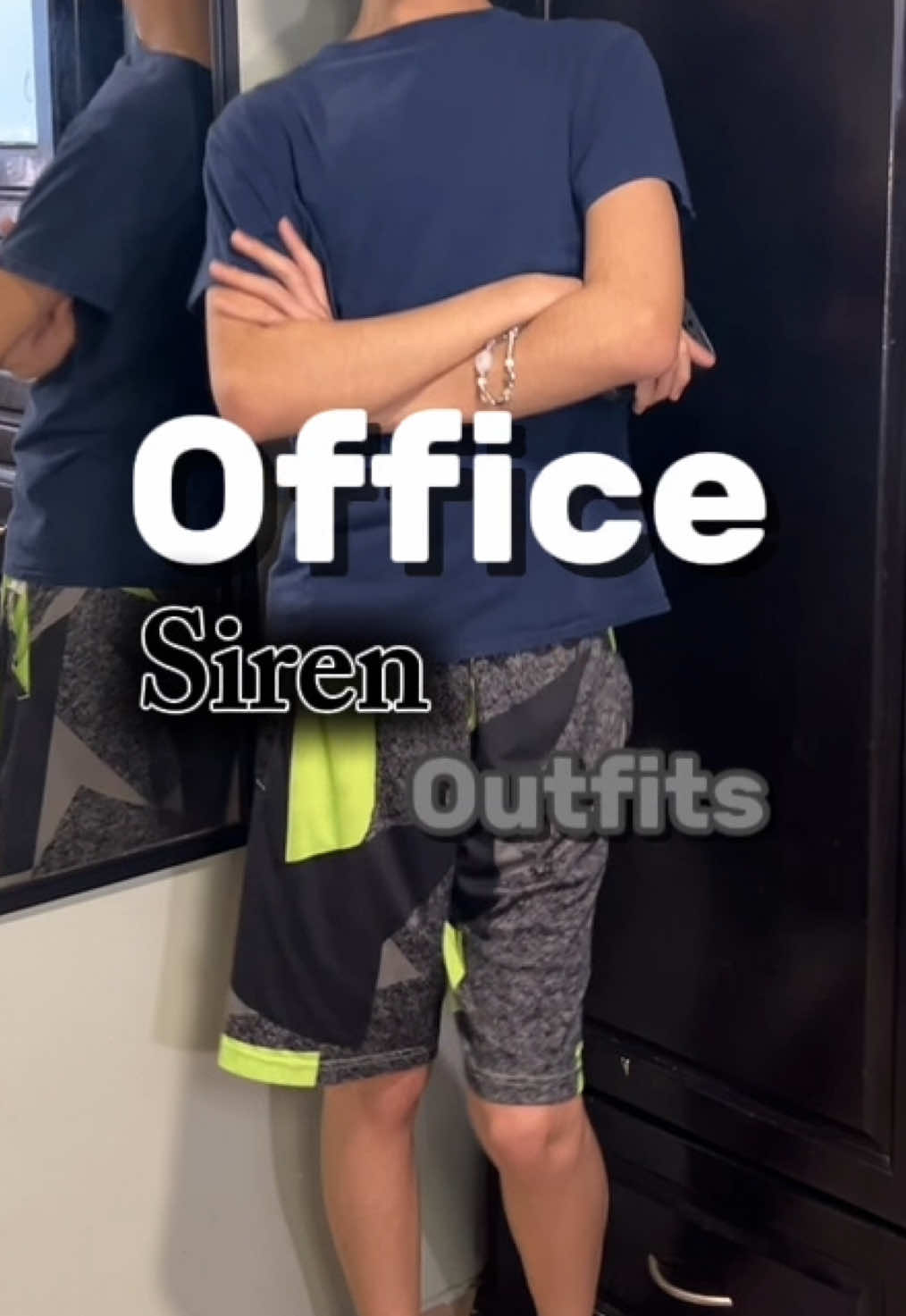 I came back #moda #office #officesiren #outfit #fashion #bayonetta #fyp #fyp #viralvideos #hot 