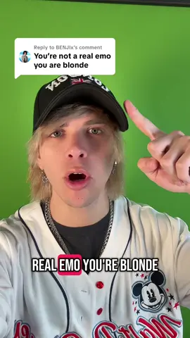 Replying to @BENJIx am I #emo 