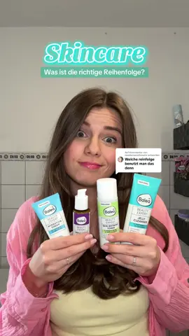 Antwort auf @needamamelionaire In dieser Reihenfolge benutzt Du Deine Skincare Produkte: 1. Ölbasierte Reinigung, z.B. Cleansing Balm, Reinigungsöl 2. Wasserbasierte Reinigung, z.B. Waschgel/-schaum  3. Toner 4. Serum 5. Creme Noch Fragen? 💖 #balea #balealiebe #cleansingbalm #jellycleanser #refiningtoner #tripleeffectserum #tripleeffectbooster #hydrationcream #skincare  #skincareroutine #skincarereihenfolge 