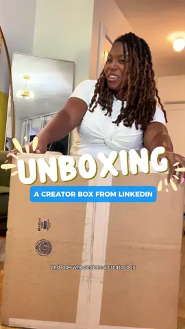 Unboxing my creator box from @LinkedIn 👀📦 I’ve been sharing my career highs and lows through video on Linkedin and it’s changed EVERYTHING. Start posting your videos on LinkedIn today.  #LinkedInPartner #TechPR #unboxing #techunboxing #techtok #videocreators
