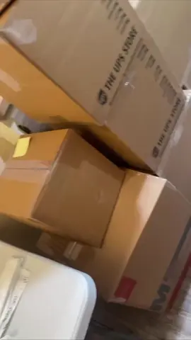 we move out boxes quit the middle man job and be a boss on ur own  #gbody #gbodynation #gbodygang #cutlass #montecarlo #chevy #s #gbodyshuffle #donks #gbodyfest #impala #montecarloss #lowrider #bigrims #boxchevy #gbodyplatform #oldsmobile #classiccars #boxchevyworld #gbodys #carshow #chevrolet #oldschool #gbodysonly #lowriders #gbodylife #caprice #whipsbywade #regal #capriceclassic 