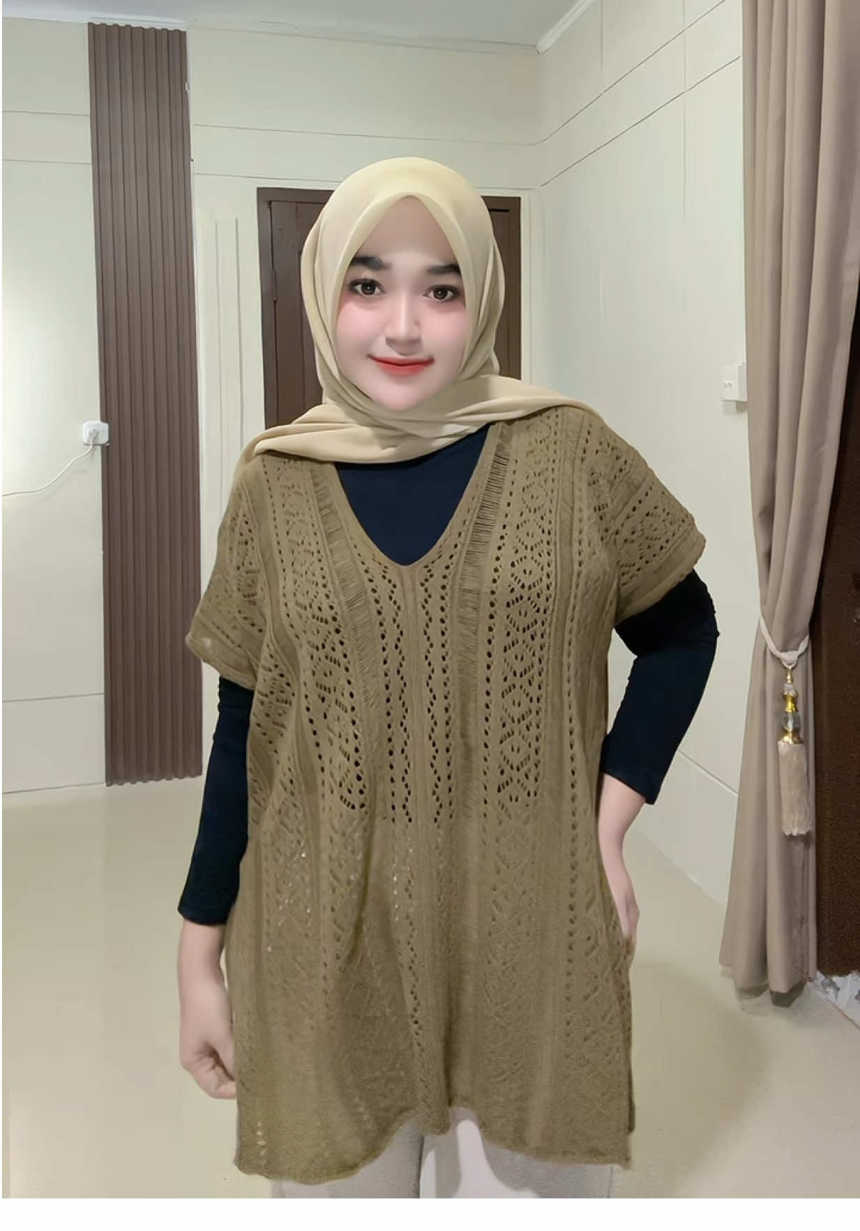 Nemu atasan yang cocok di pake kemana ajah😍 #OOTD #ootdmurah #ootdhijab #ootdhijabstyle #outfit 