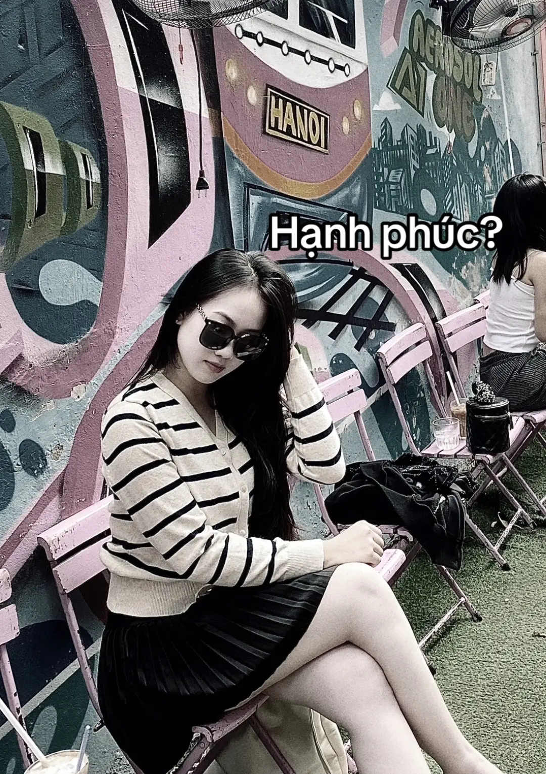Hi vọng chúng ta không phải cố gồng lên để tỏ ra mình hạnh phúc #tinhyeu #caption #ảnh #fypシ #fyp 