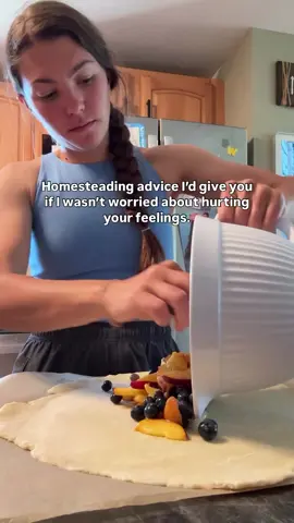 I know this because I did it too… I’ve spent countless time saving pins, watching YouTube videos, following all the right accounts but that didn’t get me to where I am today. Because let’s be honest… Information overload without direction just leads to burn out. That’s exactly why I created The Homestead Kitchen Klub, so you don’t have to keep piecing it all together and hoping it sticks. Inside, I’ll give you: ⭐️ Weekly seasonal recipes ⭐️Exclusive access to courses on canning, fermenting, sourdough, and more ⭐️Live monthly cookalongs ⭐️Support from real women doing this right alongside of you You don’t need more ideas. You just need to start & that’s a lot easier to do with community supporting you. Come join us in the Klub today👉🏼 #homesteadkitchen #homesteadliving #selfsufficiency #canningandpreserving