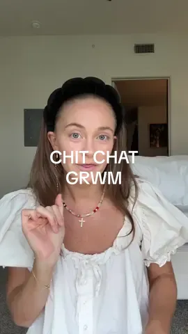 happy Monday !!! chit chatting!  #grwm #getreadywithme #chattygrwm #gettoknowme 