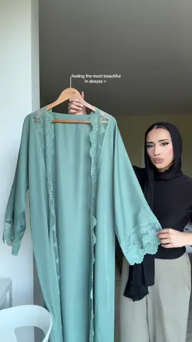 abaya @SISTRSTHELABEL  Sandals @asos  Bag @Jacquemus  Scent @Kayali  #modestfashion #pakistani #sistrsthelabel #hijabifashion 