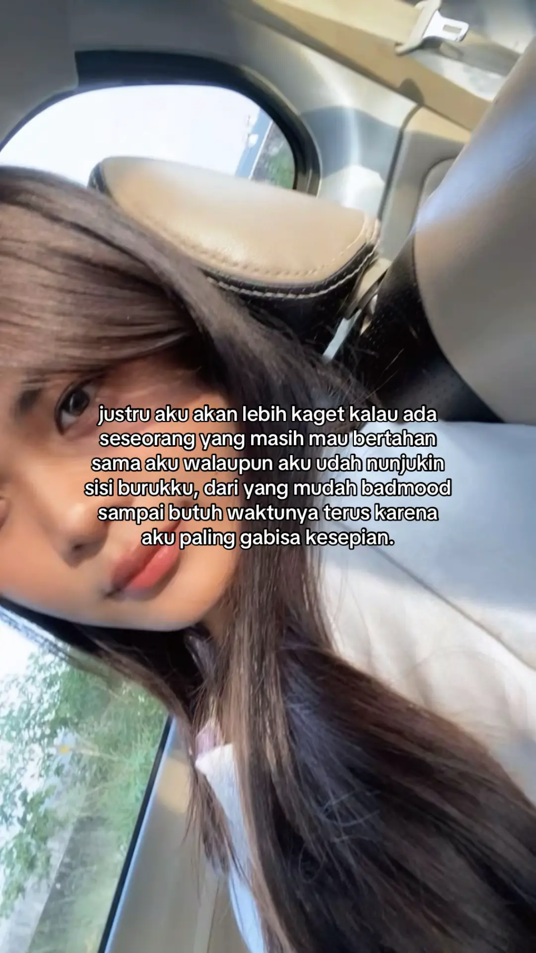 dan nyatanya ga ada yang bisa tahan sama aku sampai sekarang. 