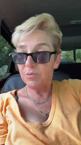 #trump @followe ALWAUS F