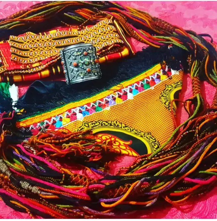 il arrive dans la vie que tu change a un point ou rien ne te fais réagir,❤️ #kabylie_kabylia♓♓♓ #traditionkabyleⵣ #vetementkabyle #kabyliebijoux 