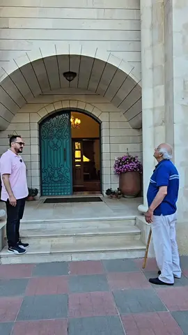 بإطلالة مميزة عا خليج جونية وجبال حريصا ومساحة أرض 4,000 متر بأعالي غوسطا، خليكم معنا بجولة مميزة داخل 