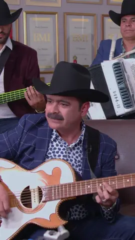 #ElCentenario - @LosTucanesDeTijuana  #MasterQMusic #LosTucanesDeTijuana #PepesOffice #PepeGarza 