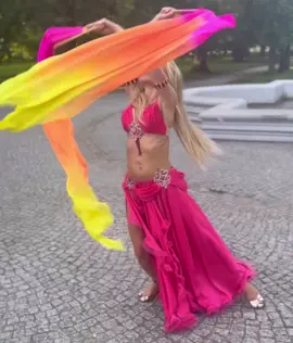 Radość po udanym koncercie 😍💃                           #bellydancetiktok #bellydancing #bellydance #sheslikethewind #ciechocinek #dlaciebie #dancer #song #edit 